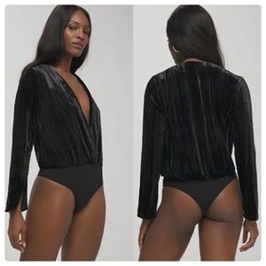 NEW Good American Velvet Wrap Bodysuit Plunging Deep V-Neck Thong Black 1/S